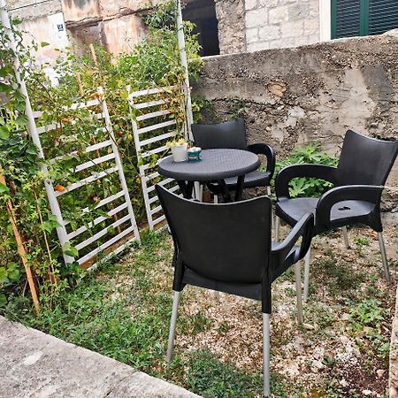 Studio Nomadic Kastela Apartment Bagian luar foto