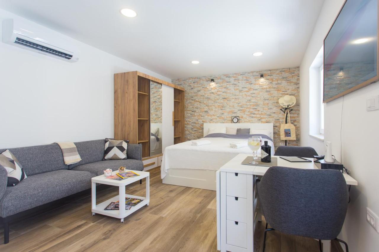 Studio Nomadic Kastela Bagian luar foto