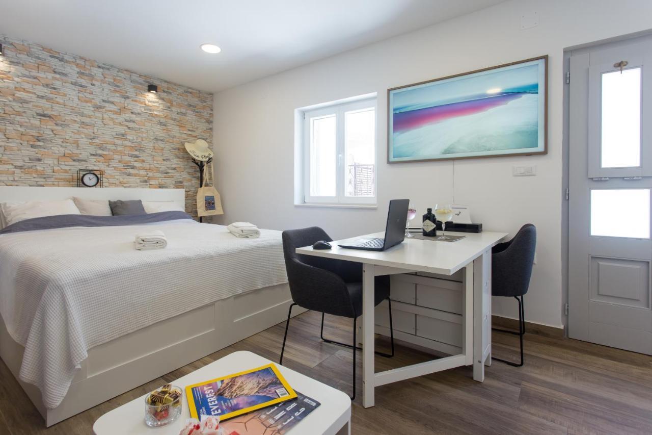 Studio Nomadic Kastela Bagian luar foto